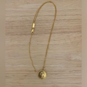 Nominal Rose Pendant